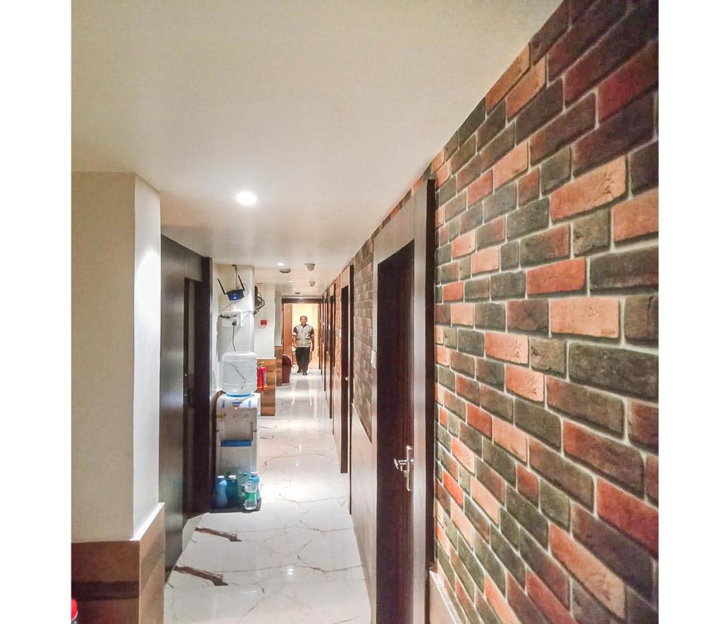 Gurukripa Nx Lodging By Wb Inn Thane Εξωτερικό φωτογραφία
